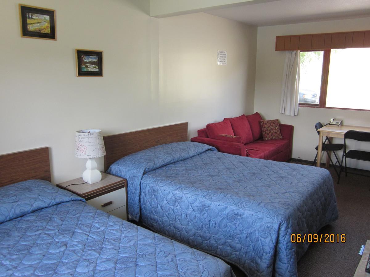 Valleyview Motel Williams Lake Exterior foto