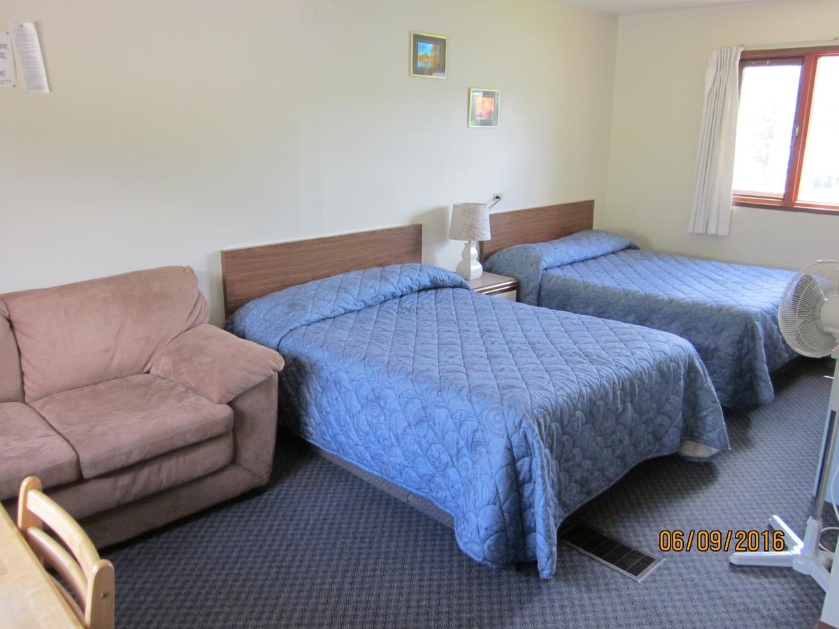 Valleyview Motel Williams Lake Exterior foto